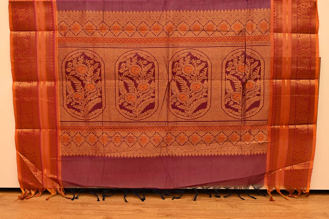 Maroon and Gold Pure Chettinad Cotton Sarees (2) Wine Maroon Pure Chettinad Cotton Saree-DDA052